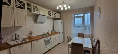 3-к кв. Свердловская область, Екатеринбург ул. Героев России, 35 (89.9 ...