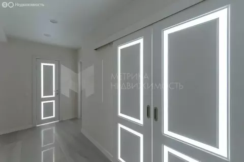 3-комнатная квартира: Тюмень, улица Прокопия Артамонова, 9 (75 м)