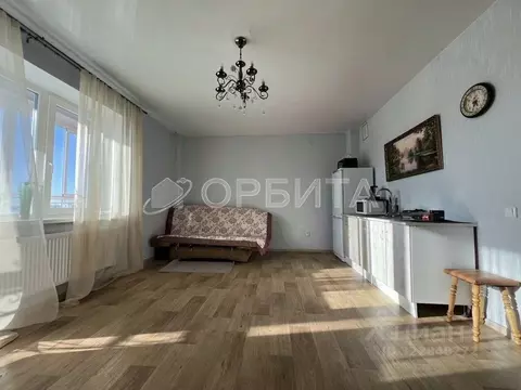 Студия Тюменская область, Тюмень Кремлевская ул., 112к1 (29.0 м)