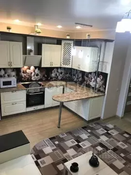 Студия Тюменская область, Тюмень ул. Тимофея Чаркова, 79 (28.2 м)