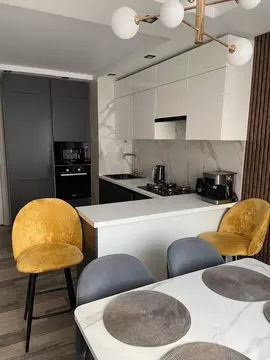 3-к кв. Саратовская область, Саратов ул. Имени И.С. Левина, 5 (82.1 м)