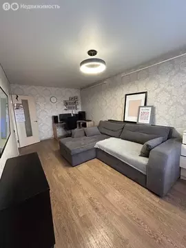 3-комнатная квартира: Челябинск, 3-я Арзамасская улица, 33 (63 м)