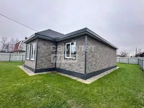 Дом в Ленинградская область, Тосненский район, Красноборское городское ...