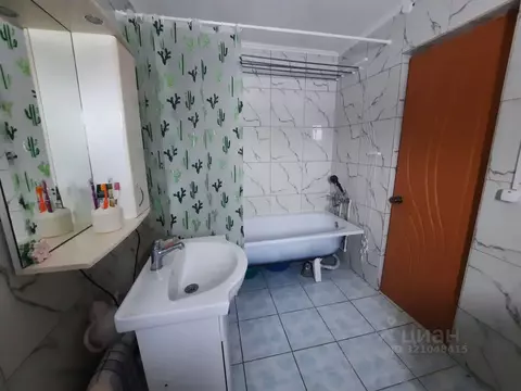 Дом в Самарская область, Сергиевский район, Верхняя Орлянка с/пос, ...