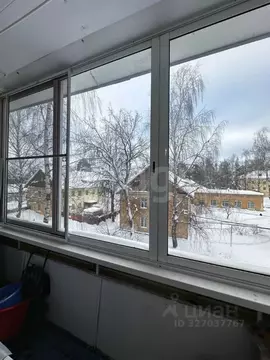 2-к кв. Владимирская область, Ковров Ковров-8 мкр, 17 (47.0 м)