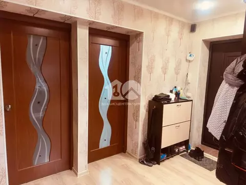 3-к кв. Новосибирская область, Бердск ул. Красная Сибирь, 108 (58.6 м)