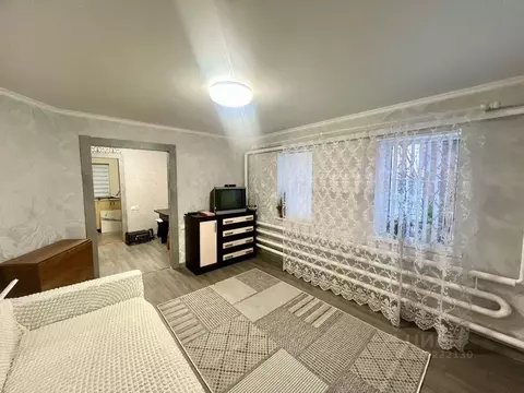 Дом в Ростовская область, Ростов-на-Дону ул. Закруткина, 96а (70 м)