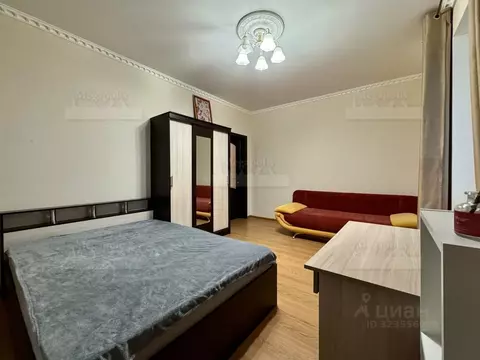 3-к кв. Санкт-Петербург Смоленская ул., 18 (81.0 м)