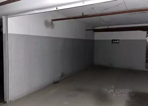 Гараж в Свердловская область, Екатеринбург ул. Хохрякова, 72 (16 м)