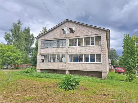 2-к кв. Вологодская область, Сокол Архангельская ул., 7 (50.0 м)