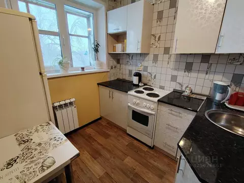 1-к кв. Самарская область, Тольятти просп. Степана Разина, 22 (32.0 м)