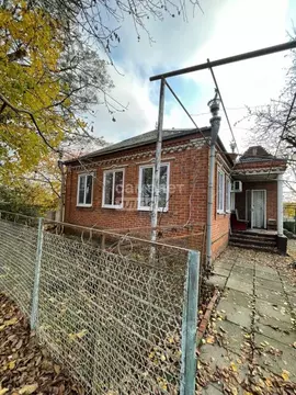 Дом в Краснодарский край, Тимашевский район, Роговское с/пос, ...