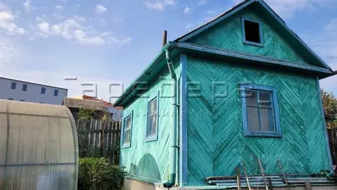 Дом в Красноярский край, Красноярск Даурская ул. (21 м)