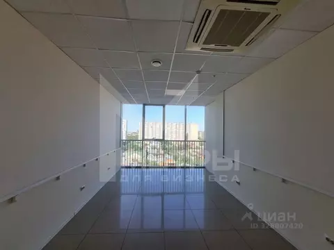 Офис в Краснодарский край, Краснодар Северная ул., 490 (273 м)