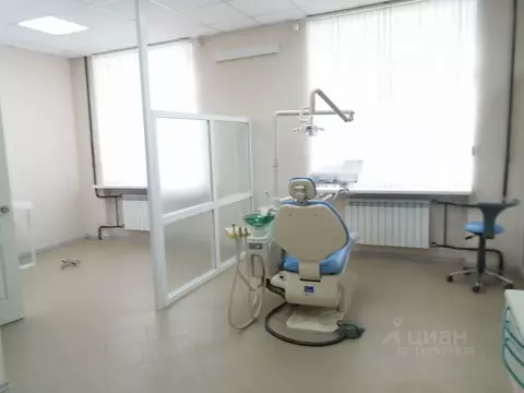 Помещение свободного назначения в Коми, Сыктывкар ул. Морозова, 136 ...