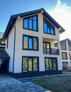 Дом в Краснодарский край, Сочи Красная Поляна пгт,  (220 м)