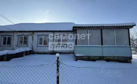Дом в Калужская область, с. Износки ул. Совхозная, 1 (75 м)