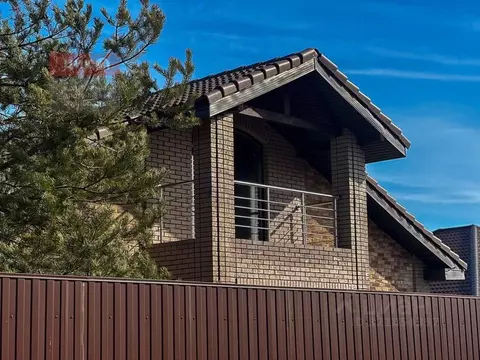 Дом в Рязанская область, Рязанский район, Дубровическое с/пос, с. ...