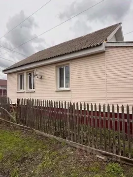 Дом в Белгородская область, с. Красное ул. Первомайская (72 м)