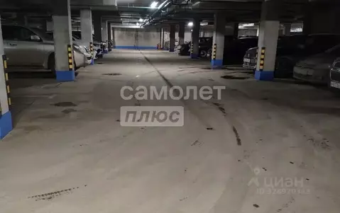 Гараж в Московская область, Наро-Фоминск пл. Свободы, 4к1 (15 м)