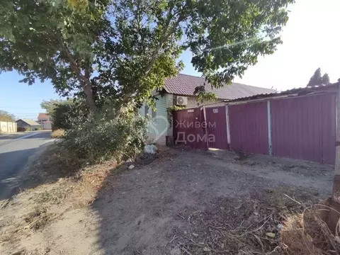 Участок в Волгоградская область, Волгоград Кабардинская ул. (3.3 сот.)