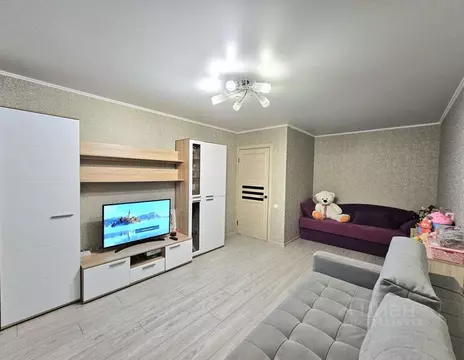 1-к кв. Саратовская область, Саратов ул. Имени С.П. Лисина, 11А (37.4 ...