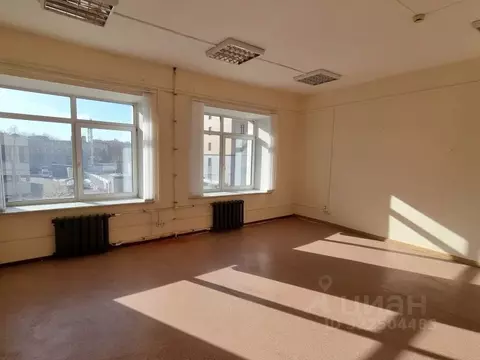 Офис в Санкт-Петербург Уральская ул., 19к8 (41 м)