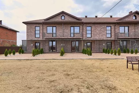 2-к кв. Адыгея, Тахтамукайский район, Старобжегокайское с/пос, Хомуты ...