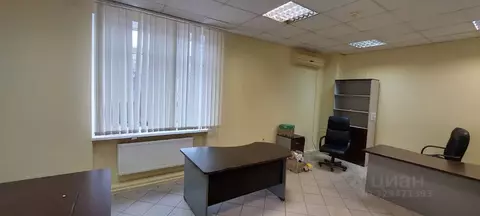 Офис в Краснодарский край, Краснодар ул. Имени Дзержинского, 40 (20 м)