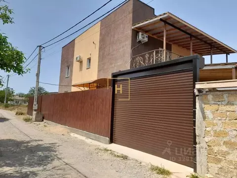 Дом в Крым, Сакский район, с. Уютное, Прибой СПК ул. Виноградная, 16 ...