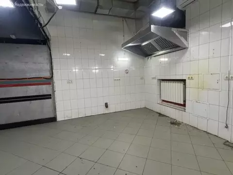 Торговая площадь (50 м)