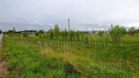 Участок в Псковская область, Псковский район, Логозовская волость, д. ...