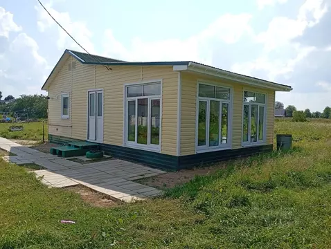 Дом в Ленинградская область, Волосовский район, Калитинское с/пос, д. ...