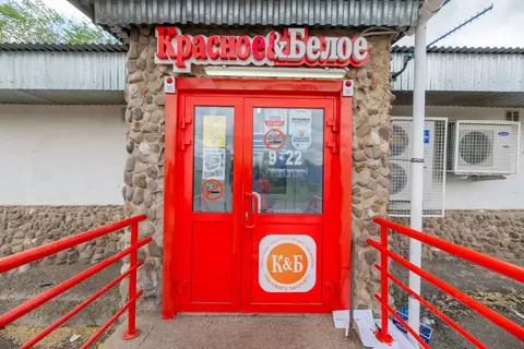 Торговая площадь в Оренбургская область, Оренбургский район, с. ...