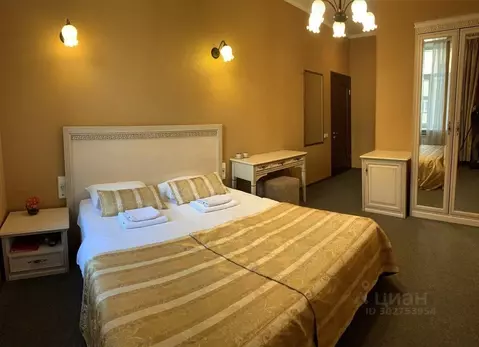 Комната Санкт-Петербург наб. Реки Мойки, 42 (20.0 м)