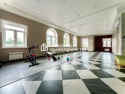 Помещение свободного назначения в Санкт-Петербург Братская ул., 19 (70 ...