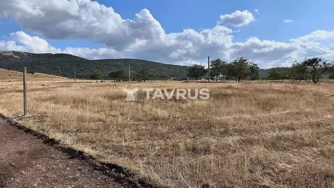 Участок в Крым, Симферопольский район, Добровское с/пос, с. Мраморное  ...