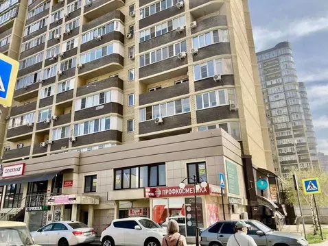 Помещение свободного назначения в Краснодарский край, Краснодар ул. ...