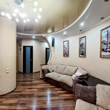 2-к кв. Омская область, Омск просп. Комарова, 15к1 (72.0 м)