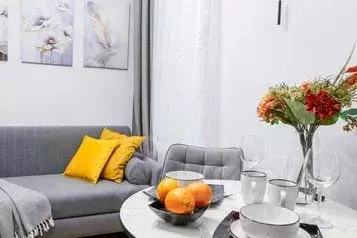 1-к кв. Москва ул. Петровка, 17С4 (19.0 м)