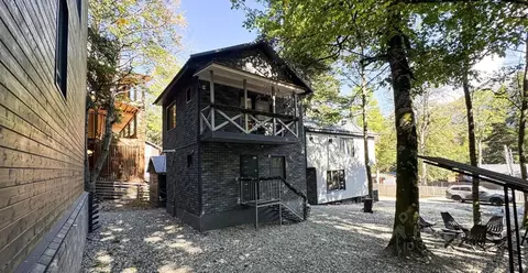 Дом в Карачаево-Черкесия, Зеленчукский район, с. Архыз пер. 3-й ...