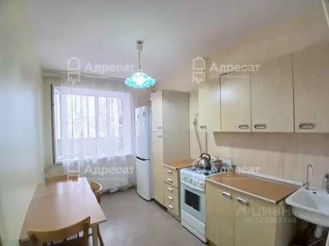 3-к кв. Волгоградская область, Волгоград ул. Маршала Воронова, 12 ...