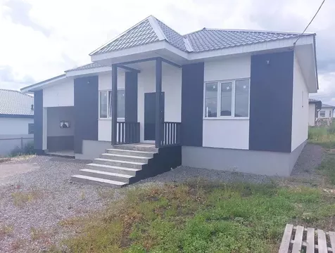 Дом в Свердловская область, Сысертский муниципальный округ, с. ...