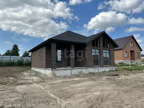 Дом в Брянская область, Брянский район, Снежское с/пос, с. Толмачево  ...