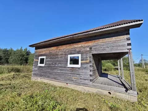 Дом в Ленинградская область, Волховский район, Колчановское с/пос, д. ...