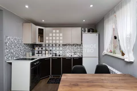 3-к кв. Ханты-Мансийский АО, Ханты-Мансийск Парковая ул., 97 (49.0 м)