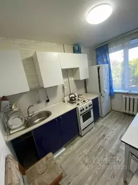 3-к кв. Омская область, Омск Заозерный мкр, просп. Менделеева, 23 ...