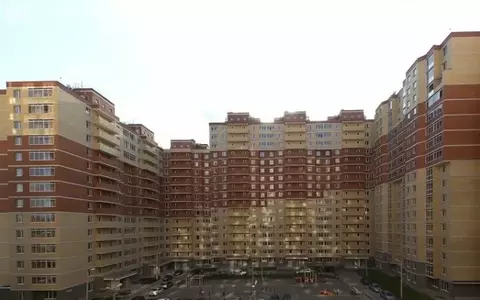 1-комнатная квартира: Лобня, Молодёжная улица, 14А (40 м)