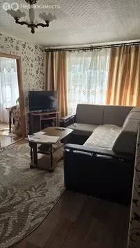 4-комнатная квартира: Сланцы, улица Грибоедова, 14 (62 м)