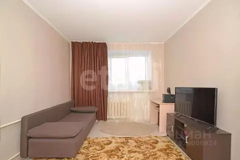 1-к кв. Тюменская область, Тюмень ул. 50 лет ВЛКСМ, 93 (30.3 м)